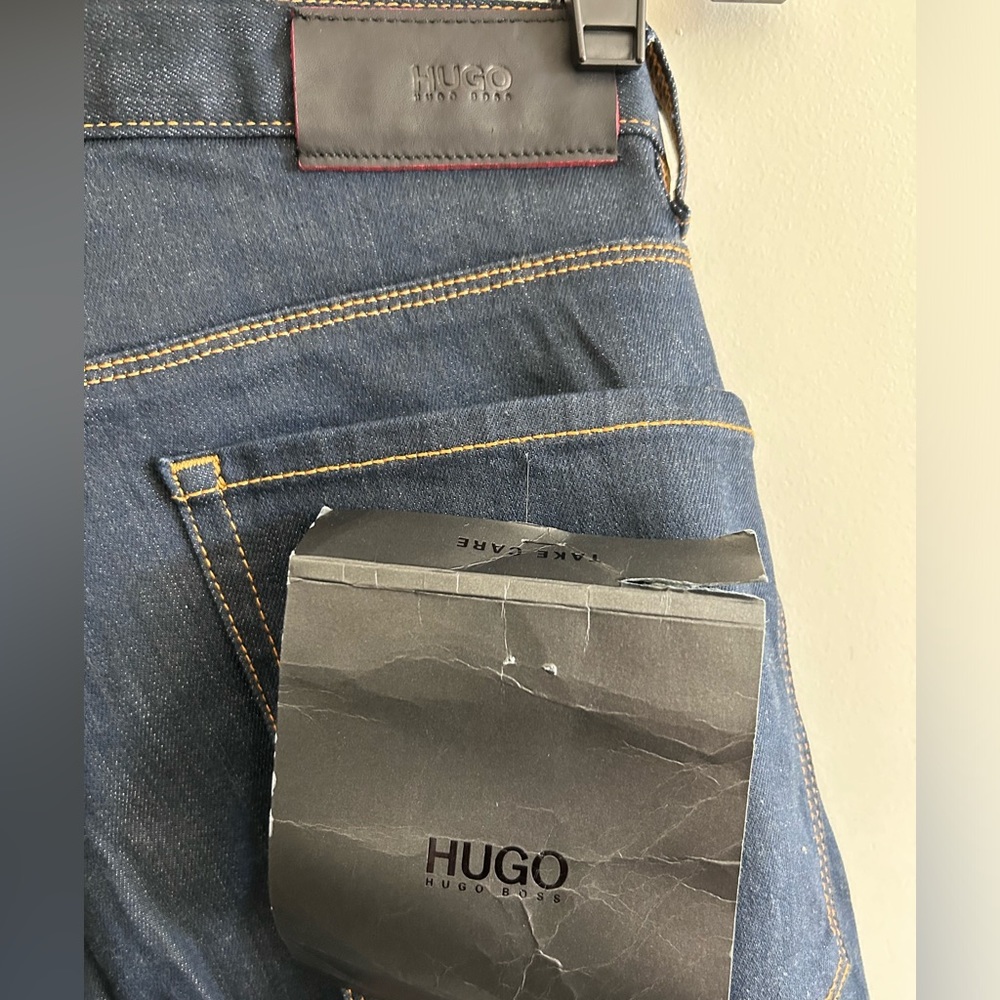 Hugo boss - Picture 12 of 13